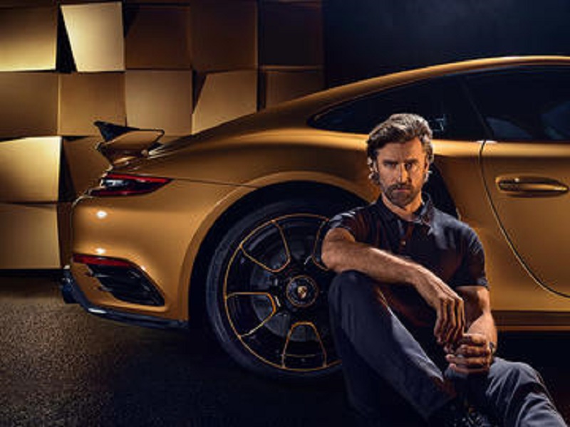 Porsche Design Driver's Selection Shop.